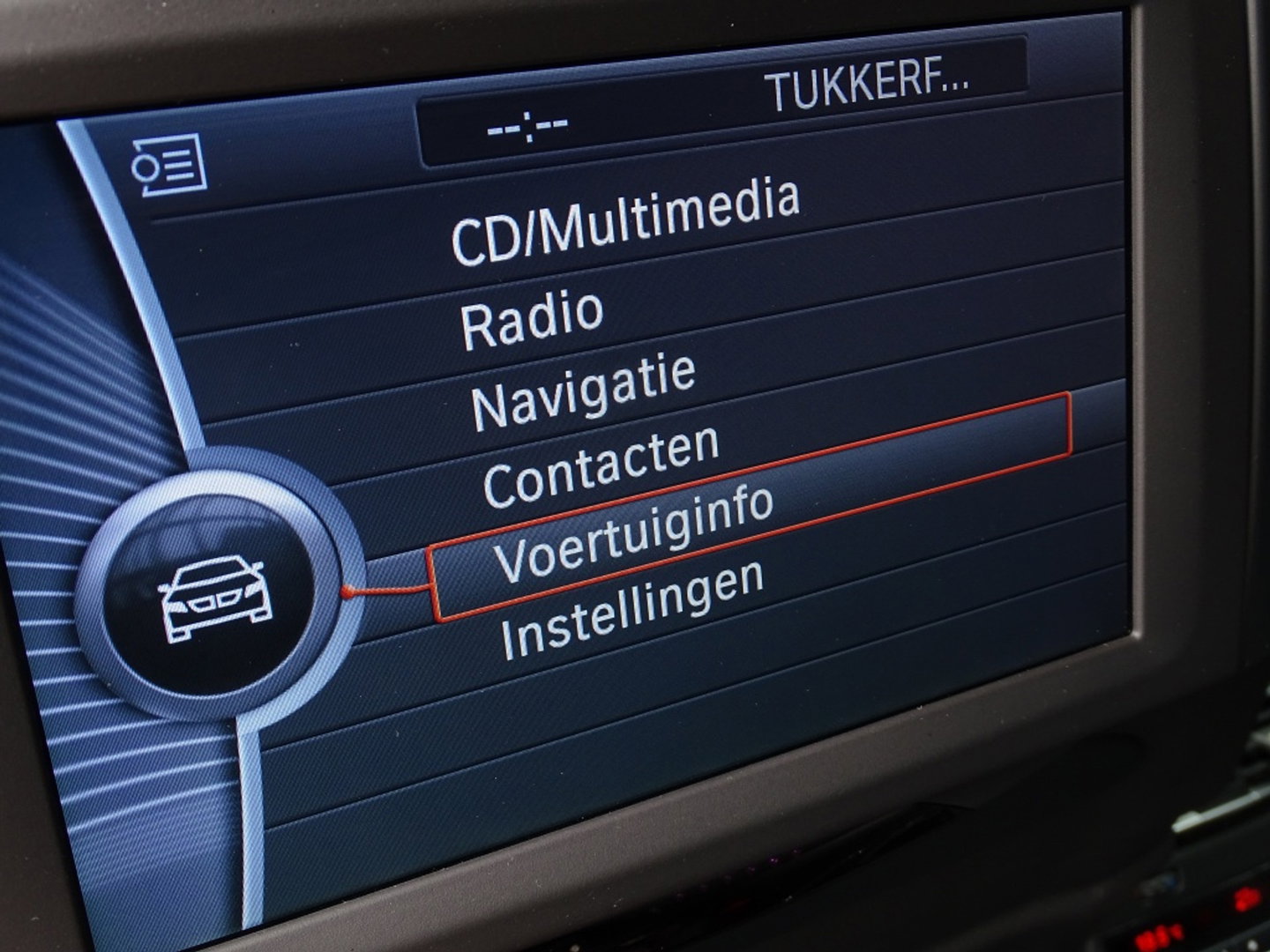 BMW 7 Serie 740i 326PK / High ex. / Individual VIP / softclose / LED