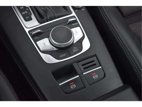 Audi A3 Sportback 1.5 TFSI CoD Sport S Line Edition 150 pk | NL-Auto | Open dak | Carplay | Adapt.Cruise Control | Navi | Full LED | Onderh.historie