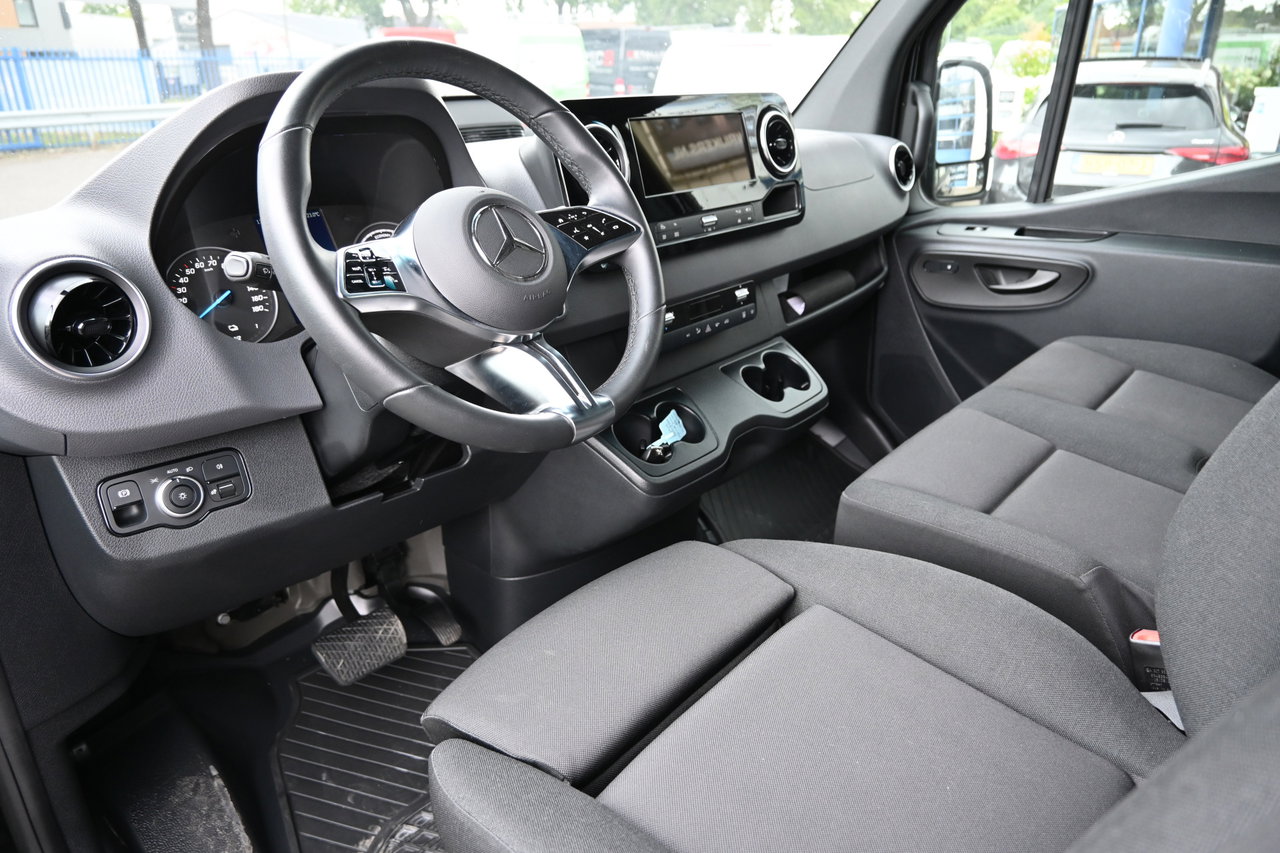 Mercedes-Benz eSprinter