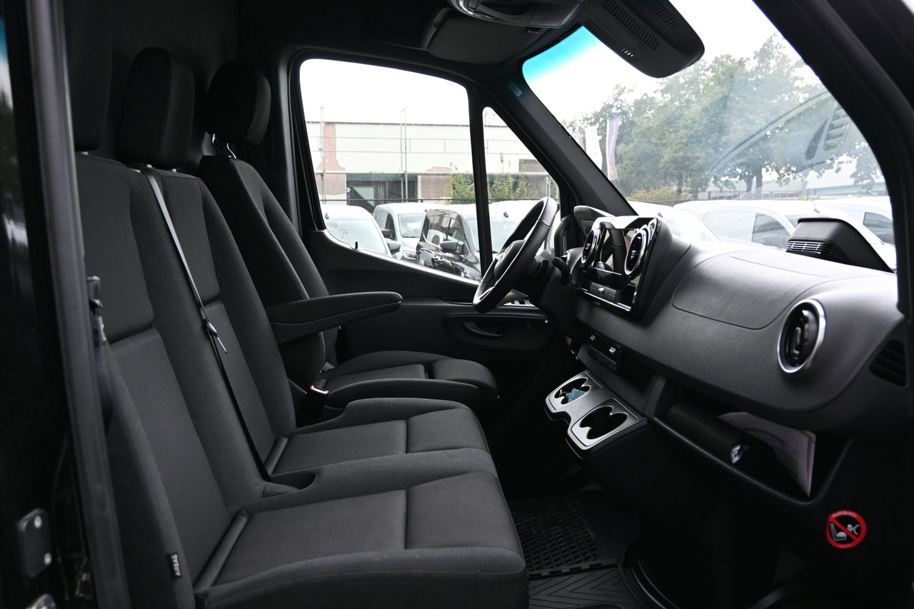 Mercedes-Benz eSprinter