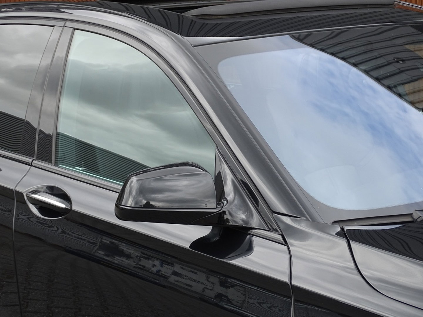 BMW 7 Serie 740i 326PK / High ex. / Individual VIP / softclose / LED