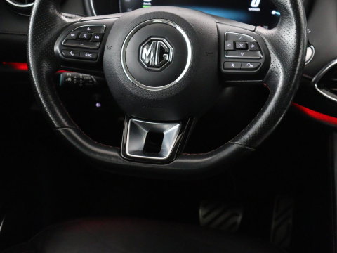 MG EHS 1.5 TGDI Luxury