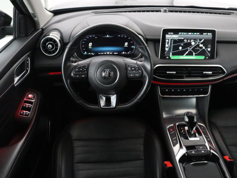 MG EHS 1.5 TGDI Luxury