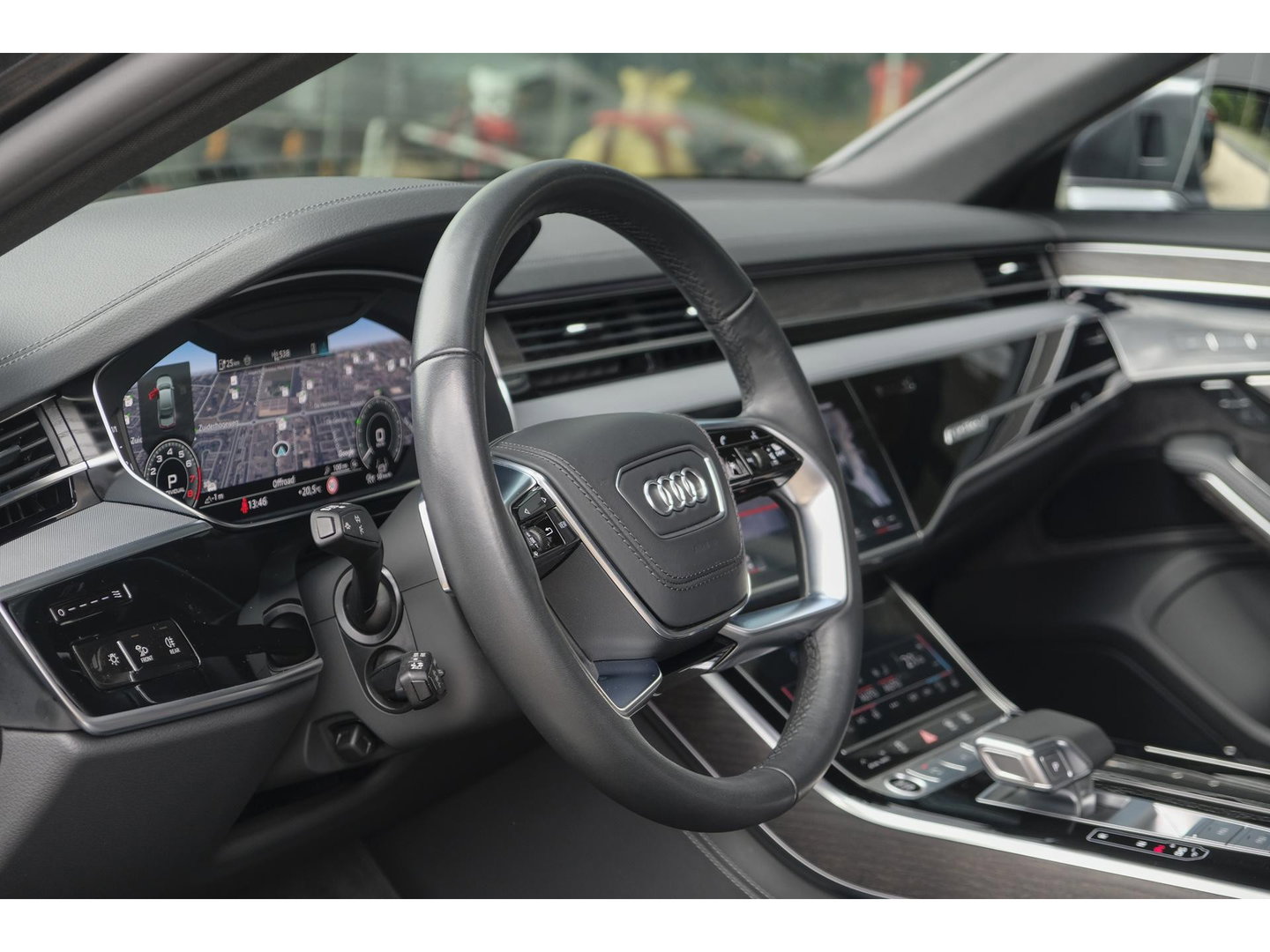 Audi A8 60 TFSIe 462pk S-Line Quattro Panoramdak *BTW* B&O 3d 4-Wielsturing RS stoelen Luchtvering Massage Stoelkoeling