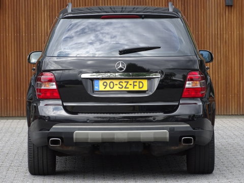 Mercedes-Benz M-Klasse 350 272PK V6 / Youngtimer / Xenon / Alcanatara / 2006
