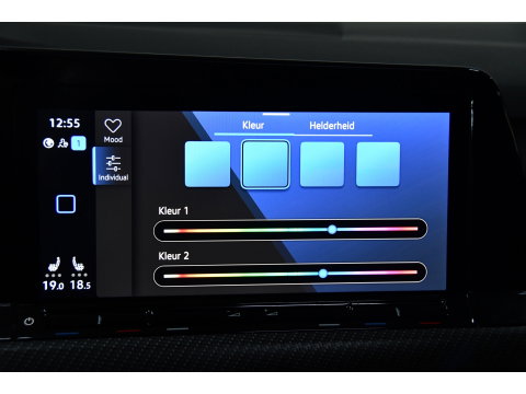 Volkswagen Golf 1.5 eTSI R-Line Pano, Sfeer, AppleCarplay