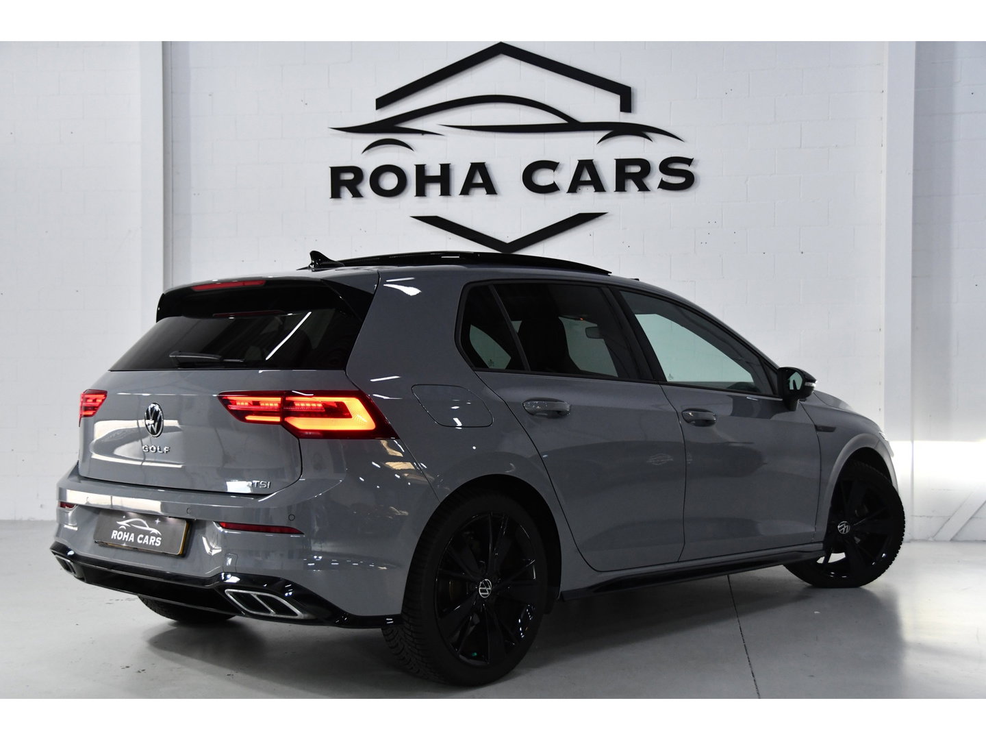 Volkswagen Golf 1.5 eTSI R-Line Pano, Sfeer, AppleCarplay