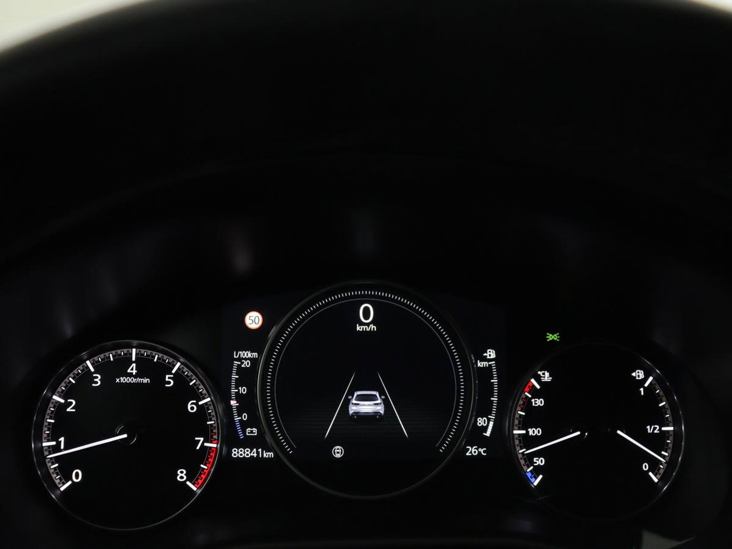 Mazda 3 2.0 e-SkyActiv-X M Hybrid 186 Luxury | Aeropakket | Trekhaak | Stuur/stoelverwarming | Adaptive cruise | Bose sound | Head-up | 360 camera | Carplay | Climate control |