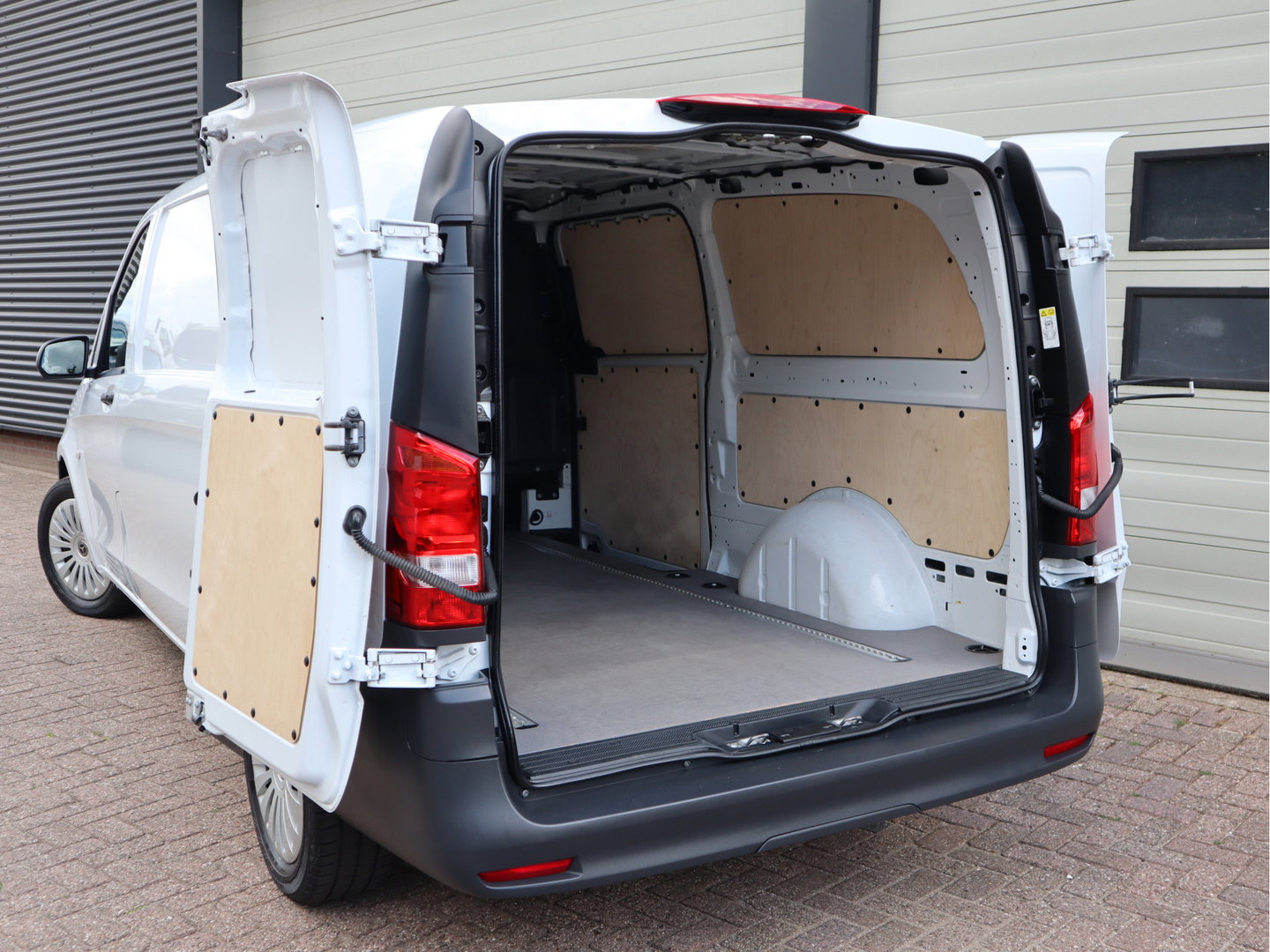 Mercedes-Benz Vito 116 CDI Automaat XXL L3 - Facelift - Navi - Camera - Cruise