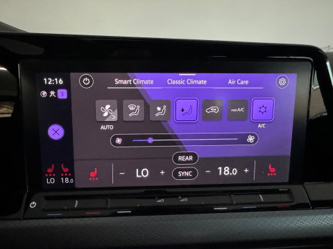 Volkswagen Golf 1.0 eTSI Life Pano|ACC|Lane|Sfeer|Stoelverwarming|Stuurverwarming