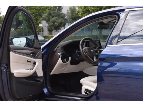 BMW 5 Serie 530i High Executive Edition Luxury 252 pk | NL-Auto | Open dak | Harman/Kardon | Stoelmassage & memory | 360 gr.camera | Carplay | Full LED | Historie