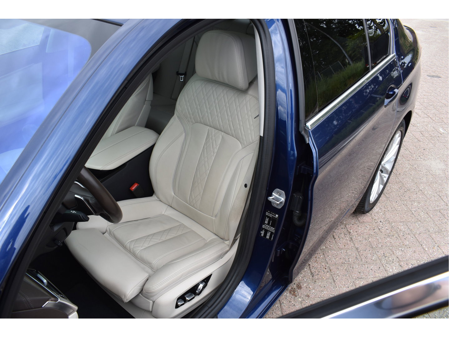 BMW 5 Serie 530i High Executive Edition Luxury 252 pk | NL-Auto | Open dak | Harman/Kardon | Stoelmassage & memory | 360 gr.camera | Carplay | Full LED | Historie