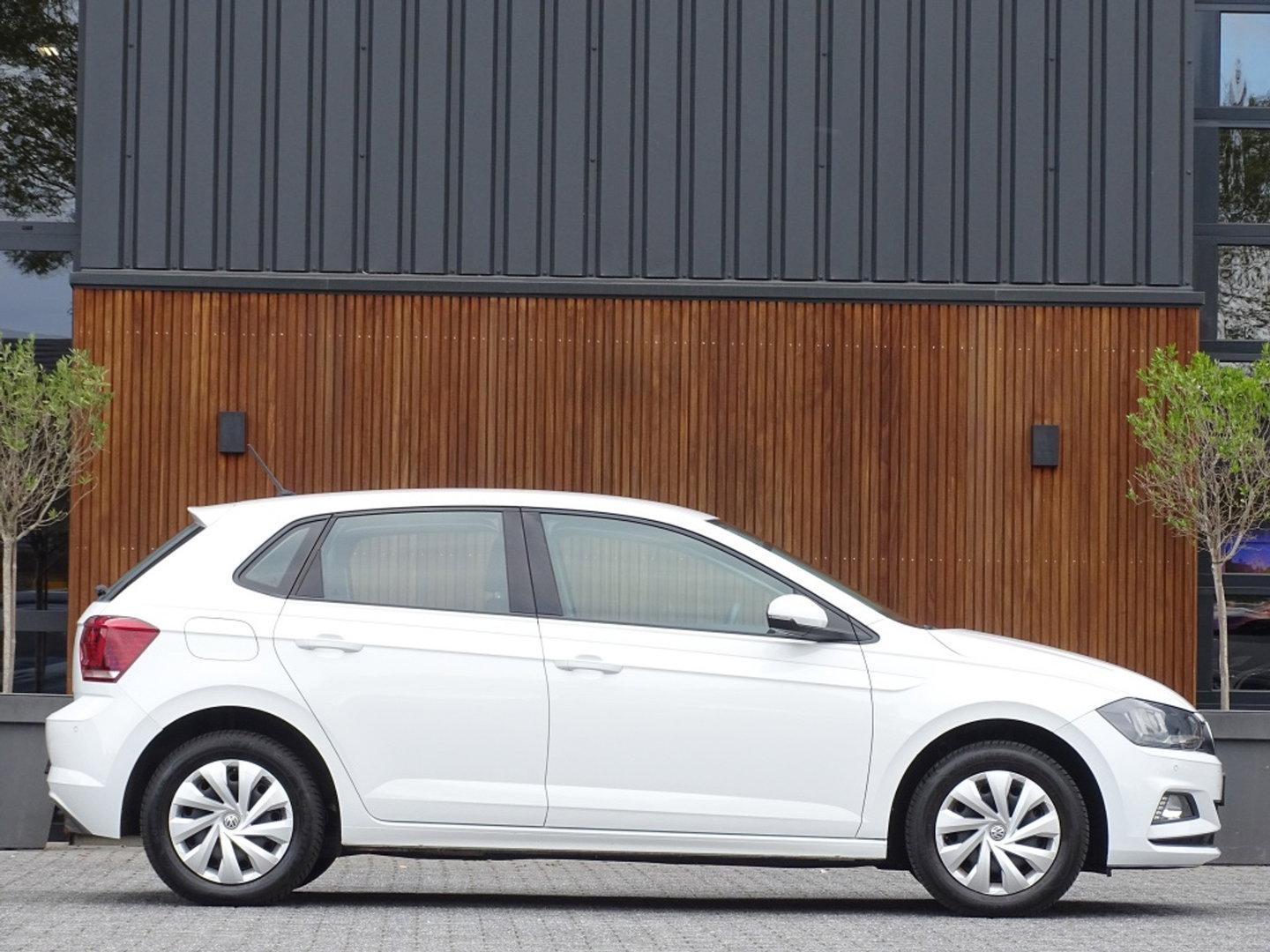 Volkswagen Polo 1.0 TSI 95PK Highline / LED / stoelverwarming / 2019 / LED