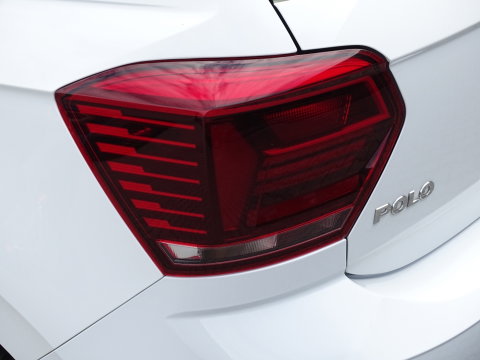 Volkswagen Polo 1.0 TSI 95PK Highline / LED / stoelverwarming / 2019 / LED