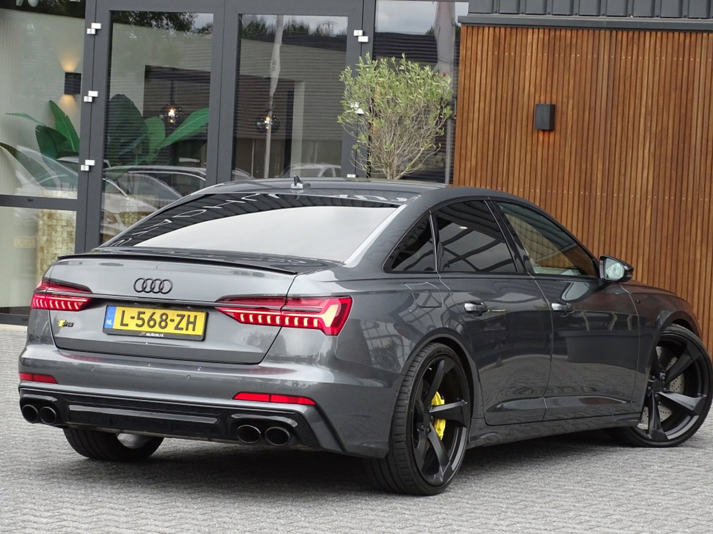 Audi A6 Limousine 55 TFSI 340PK Quattro / S6 Ed. / B&O / LED / 360°