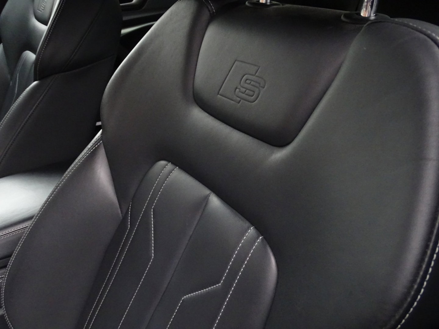 Audi A6 Limousine 55 TFSI 340PK Quattro / S6 Ed. / B&O / LED / 360°