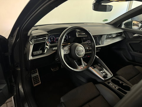 Audi A3 Limousine 35 TFSI edition S Line Keyless|Trekhaak