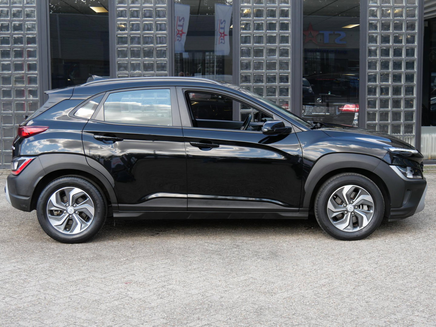 Hyundai KONA 1.6GDi HEV COMFORT SMART/ TREKHAAK/ NIEUW MODEL/ NL-AUTO 1STE EIGENAAR