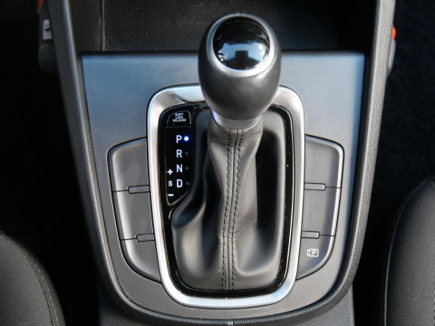 Hyundai KONA 1.6GDi HEV COMFORT SMART/ TREKHAAK/ NIEUW MODEL/ NL-AUTO 1STE EIGENAAR
