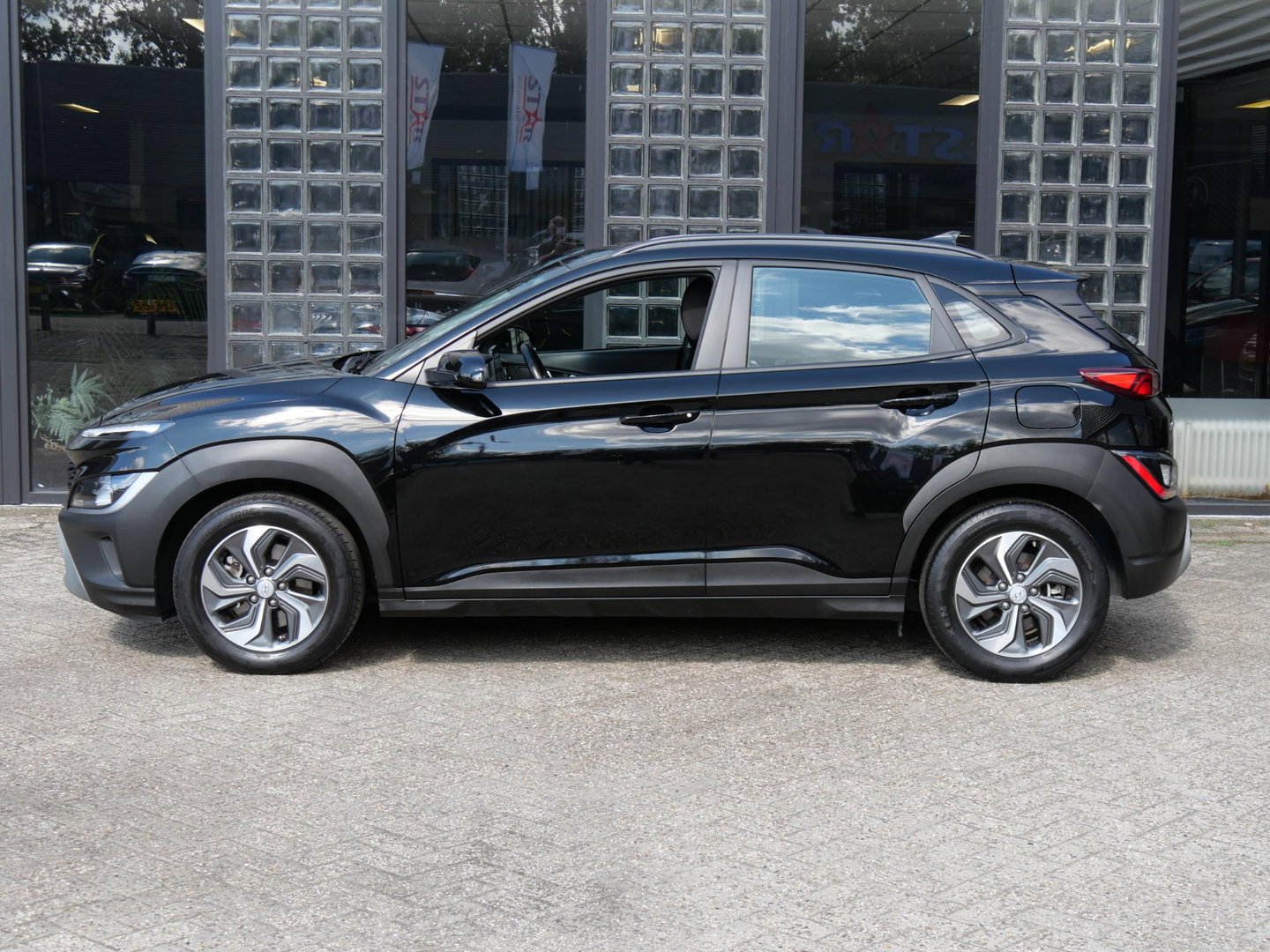 Hyundai KONA 1.6GDi HEV COMFORT SMART/ TREKHAAK/ NIEUW MODEL/ NL-AUTO 1STE EIGENAAR