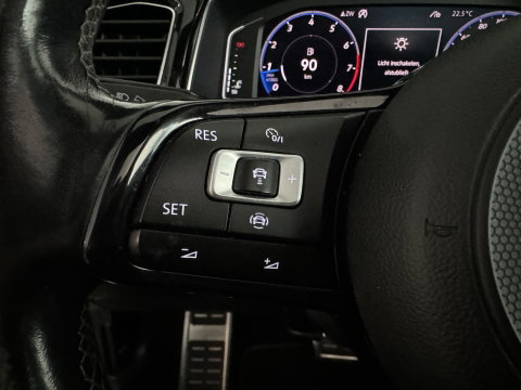 Volkswagen T-Roc 2.0 TSI 4Motion R Pano|BlindSpot|ACC|Lane Assist|DCC|Camera