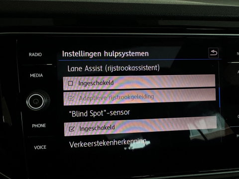 Volkswagen T-Roc 2.0 TSI 4Motion R Pano|BlindSpot|ACC|Lane Assist|DCC|Camera