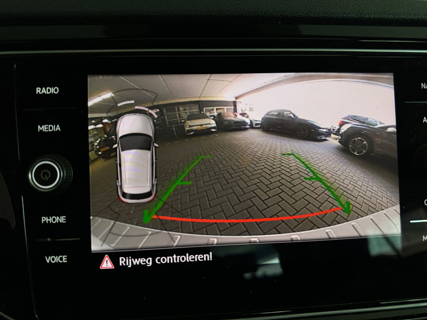 Volkswagen T-Roc 2.0 TSI 4Motion R Pano|BlindSpot|ACC|Lane Assist|DCC|Camera