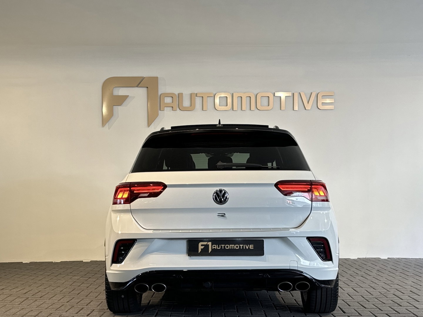 Volkswagen T-Roc 2.0 TSI 4Motion R Pano|BlindSpot|ACC|Lane Assist|DCC|Camera