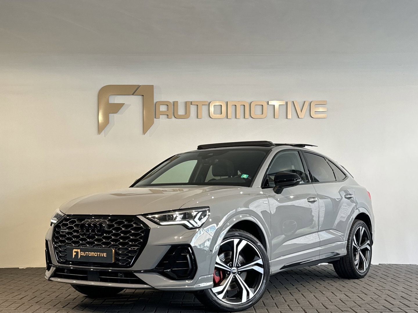 Audi Q3 Sportback 45 TFSI quattro S Edition Pano|Trekhaak|360|B&o|BlindSpot|ACC|Lane Assist|Sfeer|