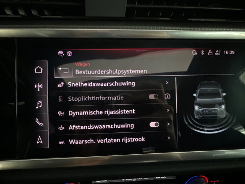 Audi Q3 Sportback 45 TFSI quattro S Edition Pano|Trekhaak|360|B&o|BlindSpot|ACC|Lane Assist|Sfeer|