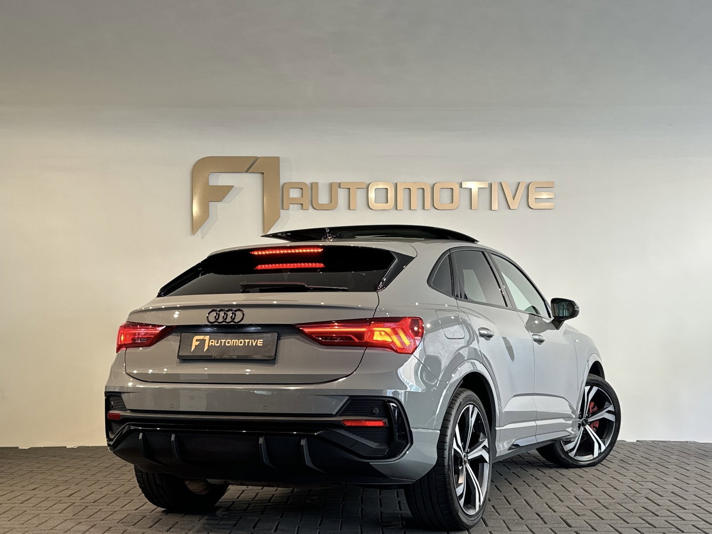 Audi Q3 Sportback 45 TFSI quattro S Edition Pano|Trekhaak|360|B&o|BlindSpot|ACC|Lane Assist|Sfeer|