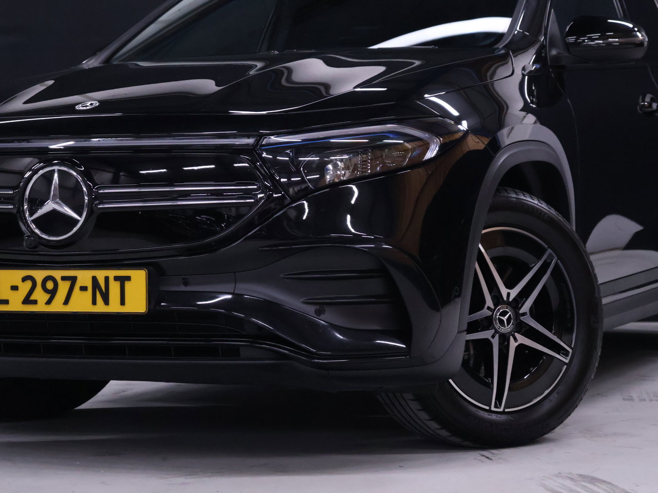 Mercedes-Benz EQA