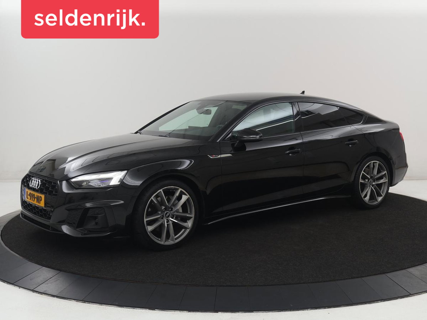 Audi A5 Sportback 40 TFSI S edition Competition | Virtual Cockpit | Climate control | Half Leder | Navigatie | Sfeerverlichting | Carplay | Full LED | Getint glas