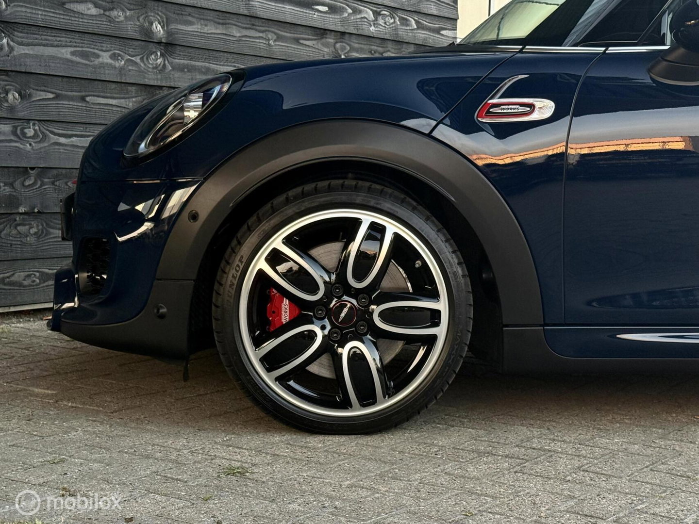 MINI 3-Deurs 2.0 John Cooper Works Chili | Pano | Leder | HUD | 231 PK