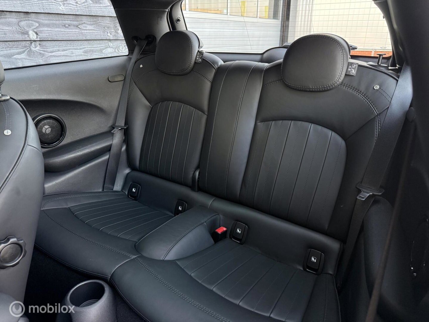 MINI 3-Deurs 2.0 John Cooper Works Chili | Pano | Leder | HUD | 231 PK