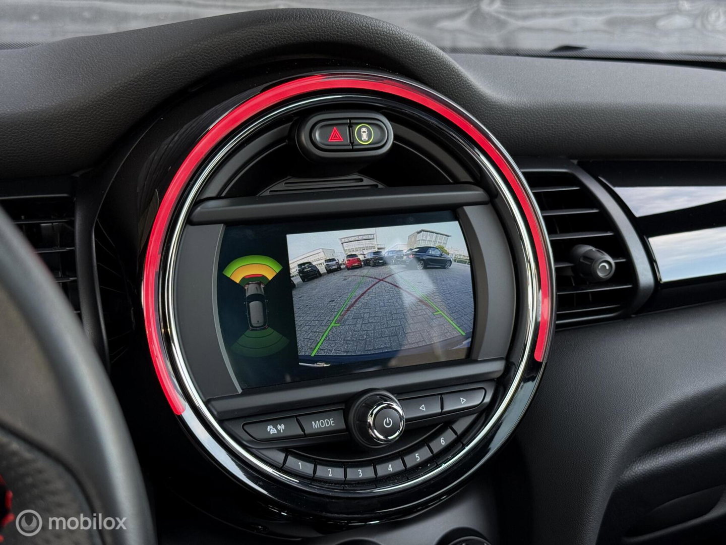 MINI 3-Deurs 2.0 John Cooper Works Chili | Pano | Leder | HUD | 231 PK