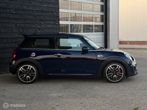MINI 3-Deurs 2.0 John Cooper Works Chili | Pano | Leder | HUD | 231 PK