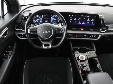 Kia Sportage 1.6 T-GDi Hybrid GT-Line | Panoramadak | Trekhaak | Leder/Alcantara | Stoel & stuurverwarming | Adaptive cruise | Matrix LED | Camera | Carplay | Keyless | Achterbankverwarming