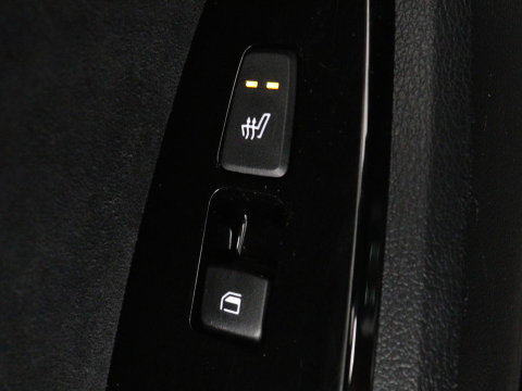 Kia Sportage 1.6 T-GDi Hybrid GT-Line | Panoramadak | Trekhaak | Leder/Alcantara | Stoel & stuurverwarming | Adaptive cruise | Matrix LED | Camera | Carplay | Keyless | Achterbankverwarming