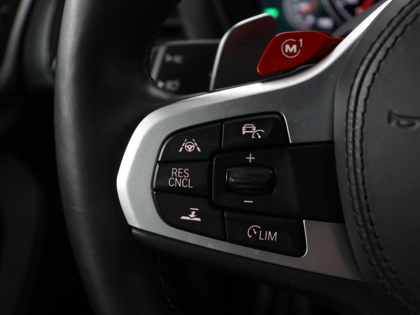 BMW X3 M Competition | Panoramadak | Head-Up | 360 Camera | Adaptive cruise | Leder | Achterbankverwarming | Carplay | Trekhaak | Sfeerverlichting | Harman/Kardon | Navigatie | Keyless | M Sportstoelen | 21'' velgen | Adaptief LED