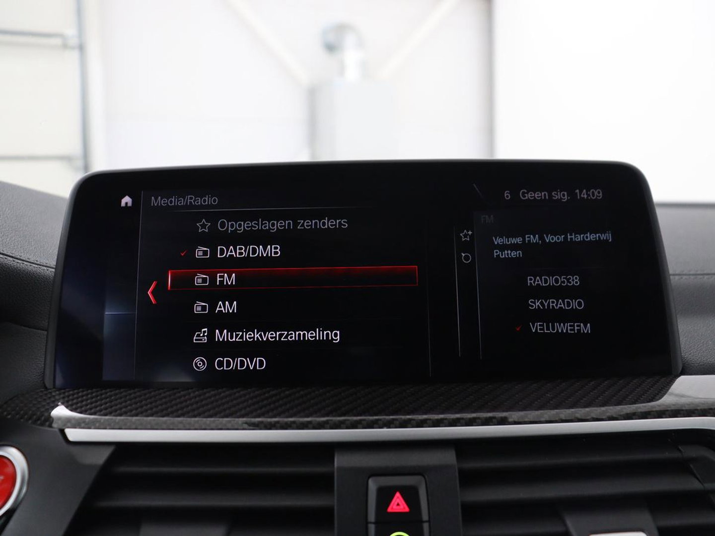 BMW X3 M Competition | Panoramadak | Head-Up | 360 Camera | Adaptive cruise | Leder | Achterbankverwarming | Carplay | Trekhaak | Sfeerverlichting | Harman/Kardon | Navigatie | Keyless | M Sportstoelen | 21'' velgen | Adaptief LED