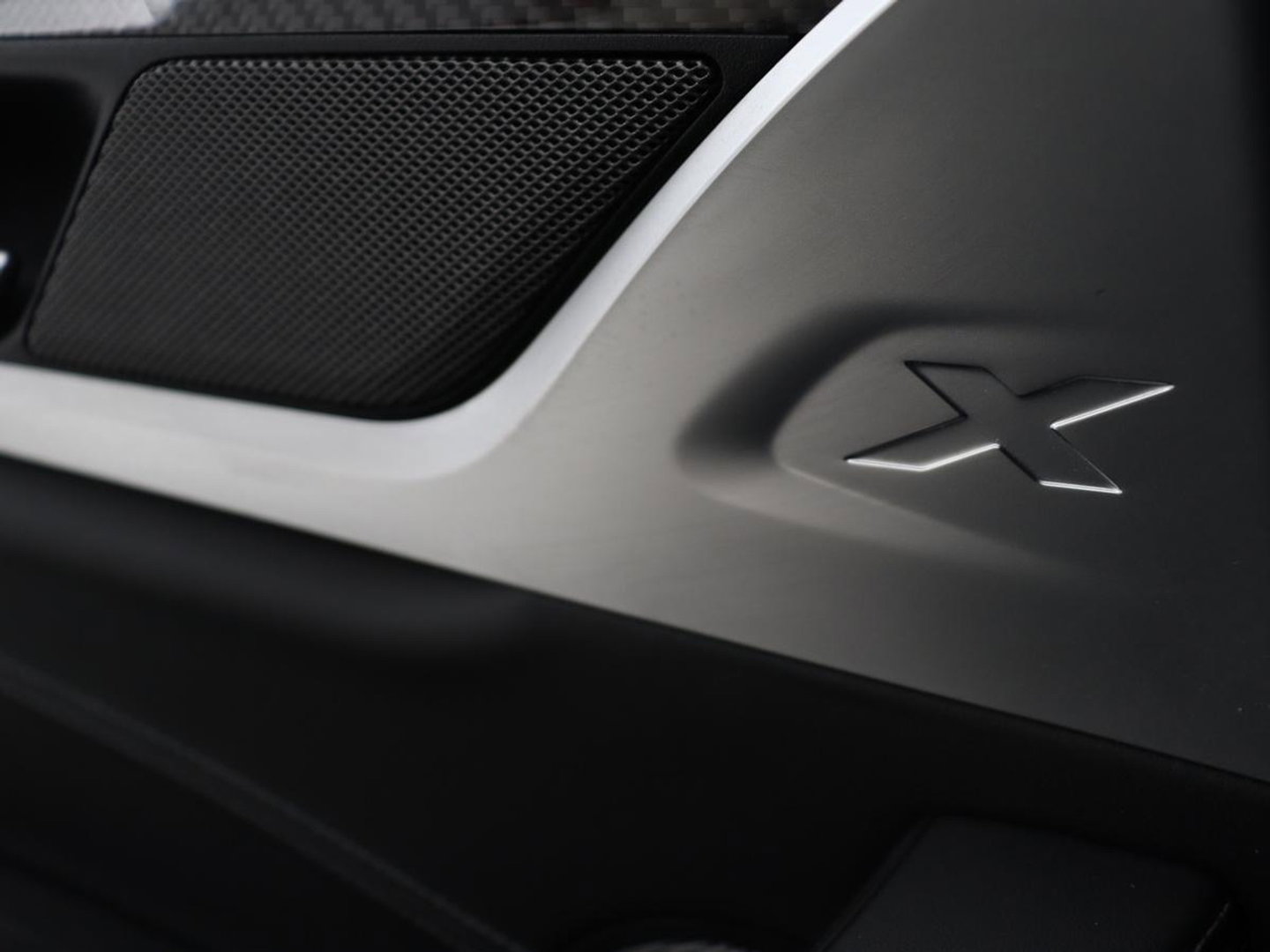BMW X3 M Competition | Panoramadak | Head-Up | 360 Camera | Adaptive cruise | Leder | Achterbankverwarming | Carplay | Trekhaak | Sfeerverlichting | Harman/Kardon | Navigatie | Keyless | M Sportstoelen | 21'' velgen | Adaptief LED