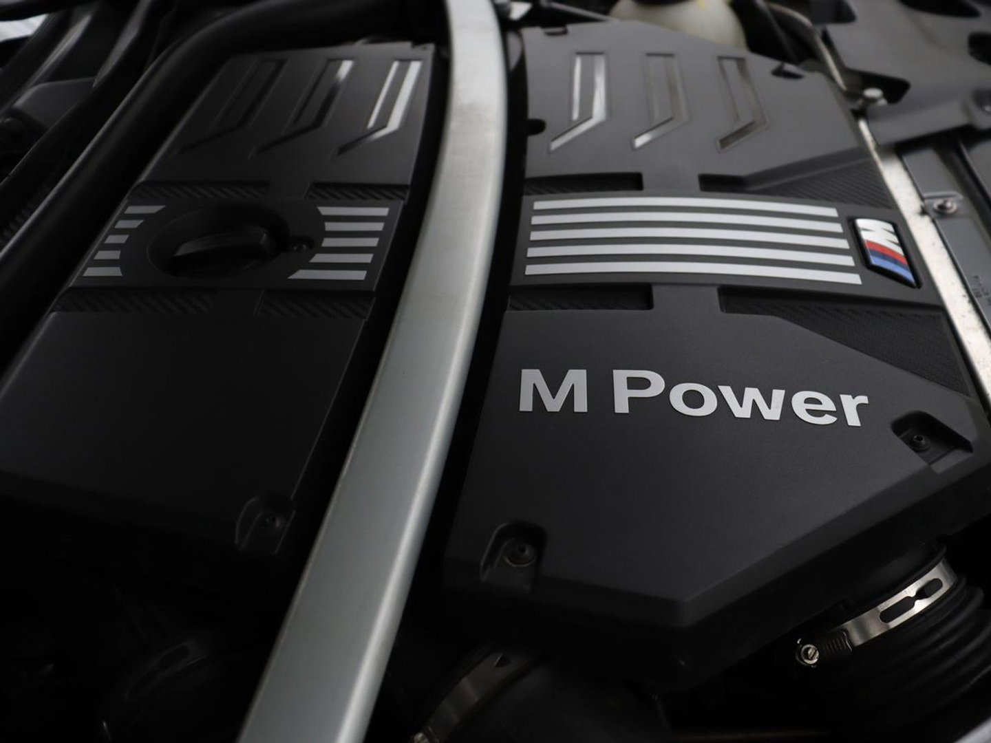 BMW X3 M Competition | Panoramadak | Head-Up | 360 Camera | Adaptive cruise | Leder | Achterbankverwarming | Carplay | Trekhaak | Sfeerverlichting | Harman/Kardon | Navigatie | Keyless | M Sportstoelen | 21'' velgen | Adaptief LED