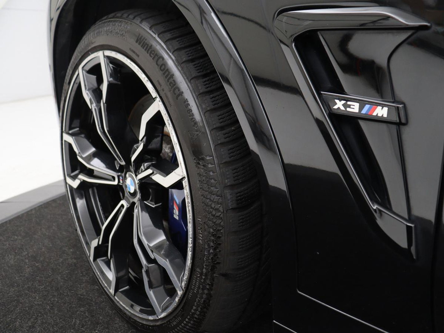 BMW X3 M Competition | Panoramadak | Head-Up | 360 Camera | Adaptive cruise | Leder | Achterbankverwarming | Carplay | Trekhaak | Sfeerverlichting | Harman/Kardon | Navigatie | Keyless | M Sportstoelen | 21'' velgen | Adaptief LED