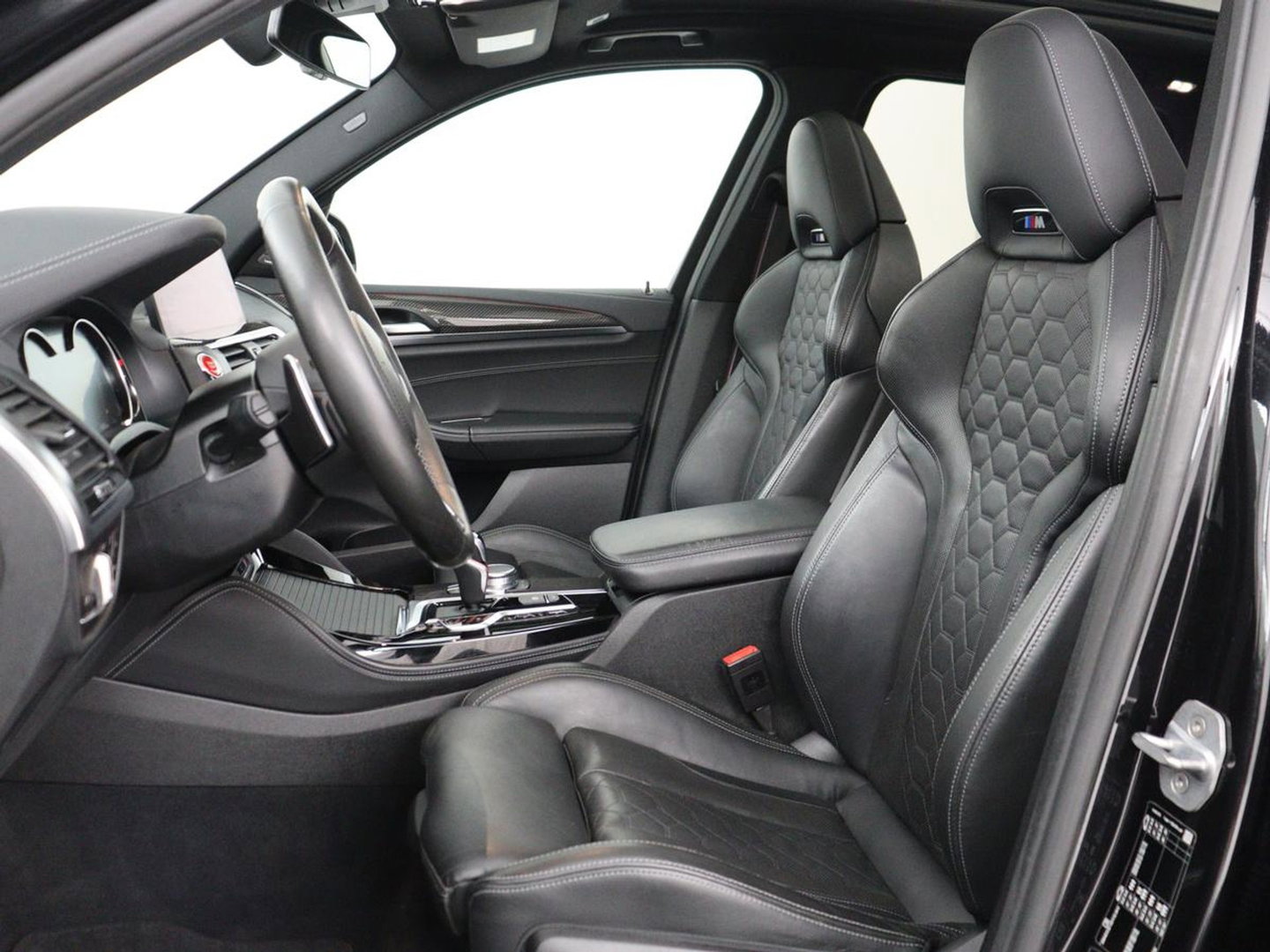 BMW X3 M Competition | Panoramadak | Head-Up | 360 Camera | Adaptive cruise | Leder | Achterbankverwarming | Carplay | Trekhaak | Sfeerverlichting | Harman/Kardon | Navigatie | Keyless | M Sportstoelen | 21'' velgen | Adaptief LED
