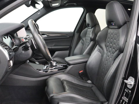 BMW X3 M Competition | Panoramadak | Head-Up | 360 Camera | Adaptive cruise | Leder | Achterbankverwarming | Carplay | Trekhaak | Sfeerverlichting | Harman/Kardon | Navigatie | Keyless | M Sportstoelen | 21'' velgen | Adaptief LED