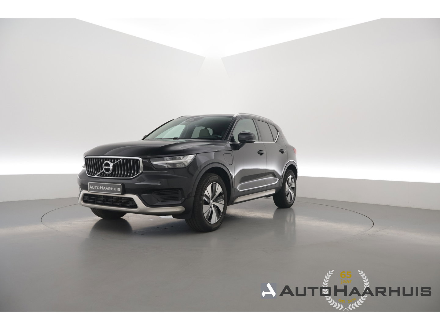 Volvo XC40 1.5 T5 Recharge Inscription | Leder | Pilot Assist | Camera | Stoel- Stuurverw. | Harman Kardon | Apple CarPlay