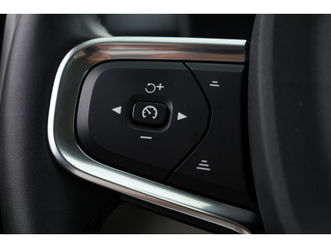 Volvo XC40 1.5 T5 Recharge Inscription | Leder | Pilot Assist | Camera | Stoel- Stuurverw. | Harman Kardon | Apple CarPlay