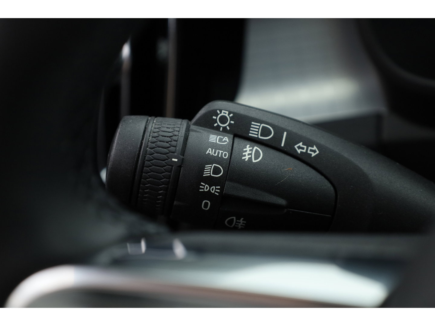 Volvo XC40 1.5 T5 Recharge Inscription | Leder | Pilot Assist | Camera | Stoel- Stuurverw. | Harman Kardon | Apple CarPlay
