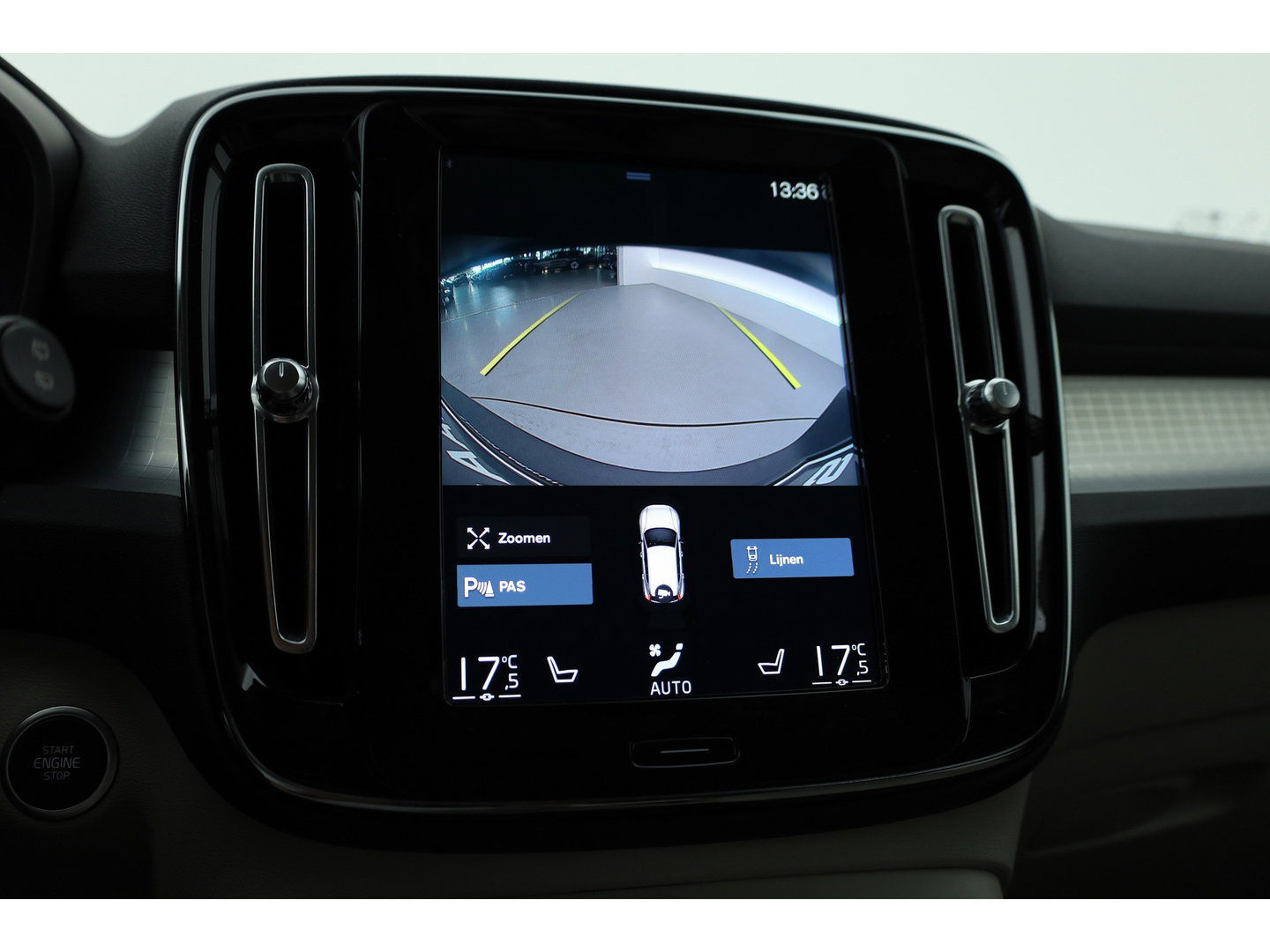 Volvo XC40 1.5 T5 Recharge Inscription | Leder | Pilot Assist | Camera | Stoel- Stuurverw. | Harman Kardon | Apple CarPlay